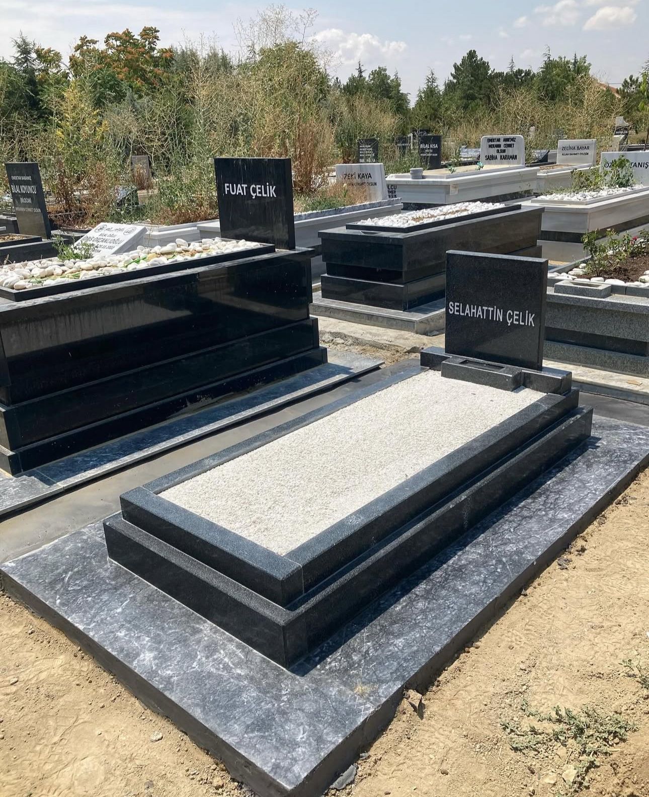 Blok model mezar tasarımı